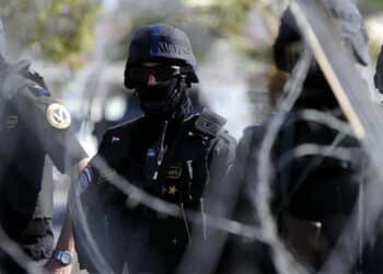 تقرير رصد انتهاكات حقوق الإنسان في مصر العدد الثالث عشر