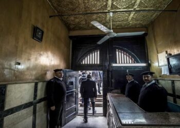 المعتقلون يؤكدون تعرضهم للقتل البطيء في سجن العقرب في مصر
