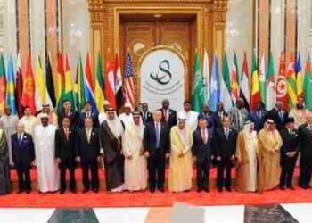 القمم الطارئة في مكة تتجاهل الدم السوري النازف