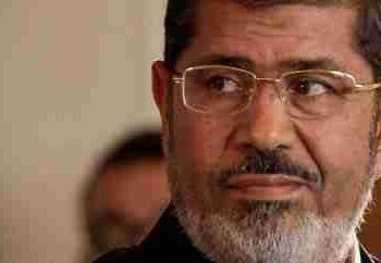 دفن الرئيس محمد مرسي بعيدا عن مدافن العائلة