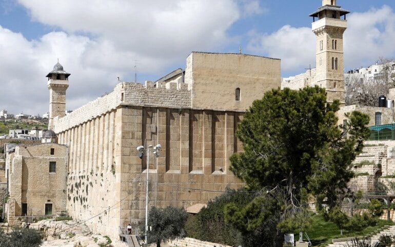 منع إسرائيلي لرفع الأذان بالمسجد الإبراهيمي 634 مرة خلال 2020