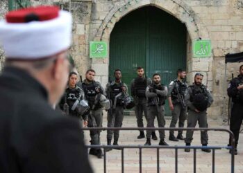 الاحتلال يواصل انتهاك حقوق الفلسطينيين الدينية