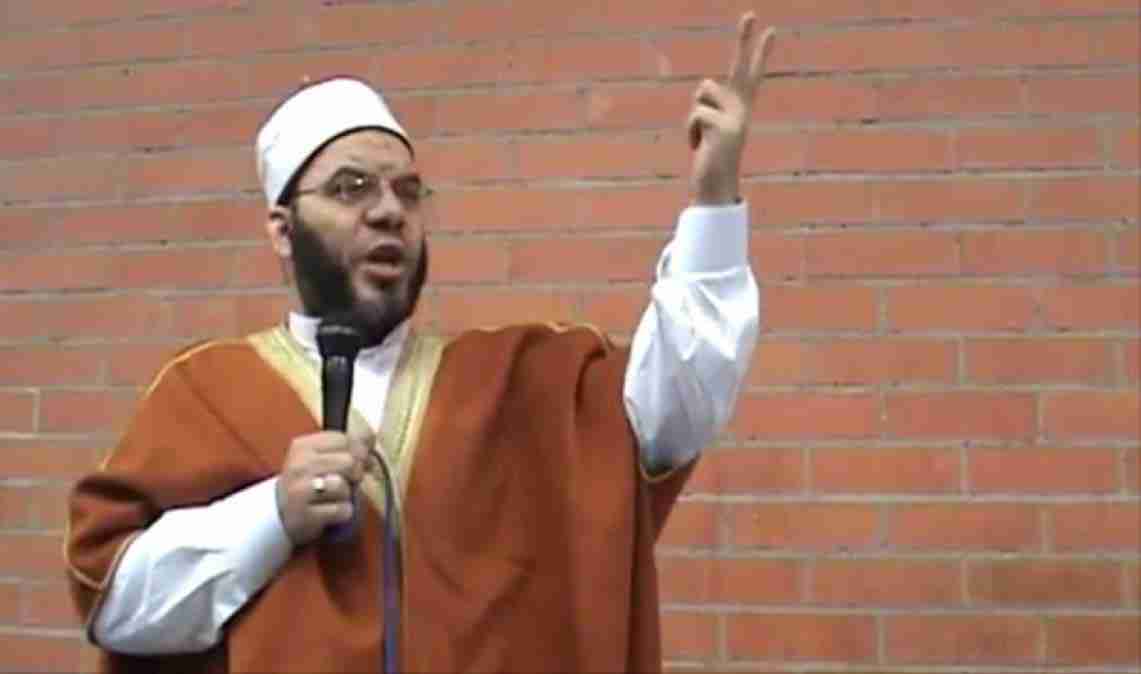 إسبانيا تسلم المواطن المصري علاء سعيد للنظام المصري