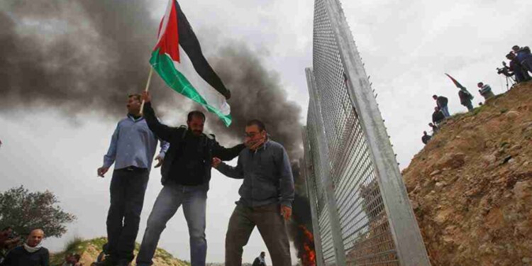 صمت عربي مشين على جرائم الاحتلال تقوده المملكة العربية السعودية والإمارات