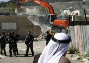 هدم منزل مأهول في اللد