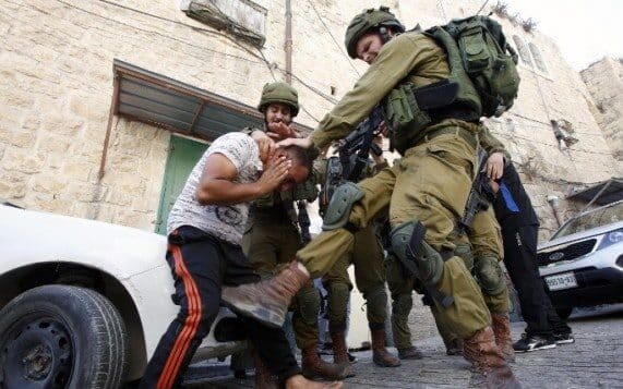 اعتداء على فلسطينيين