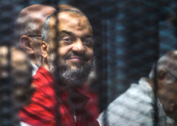 محمد البلتاجي يواجه الموت البطيء