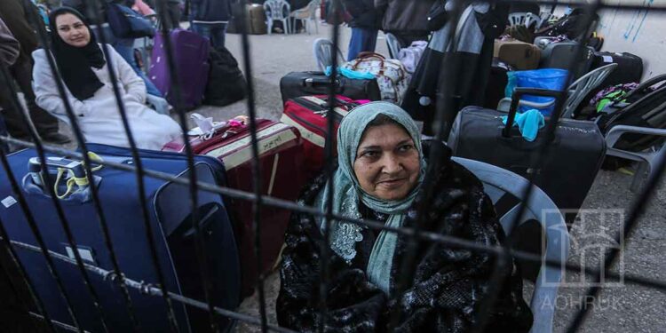 Egyptian regime abuses its authority over the Rafah Crossing