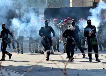 Iraqi security forces repress protests