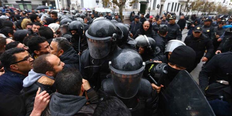 Police in Tunisia accused of excessive force against protesters