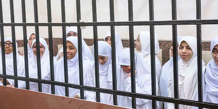 مصر.. “إعادة تدوير” بحق المعتقلتين تقوى عبدالناصر ولؤية صبري