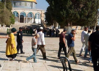 Settlers in Al-Aqsa Mosque