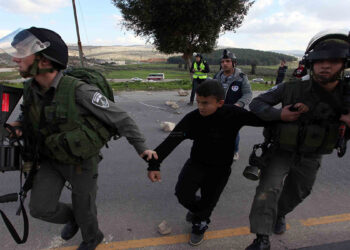 الاحتلال يعتقل 182 طفلاً