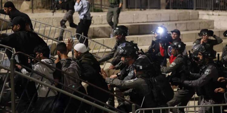 العدوان الإسرائيلي على الضفة والقدس