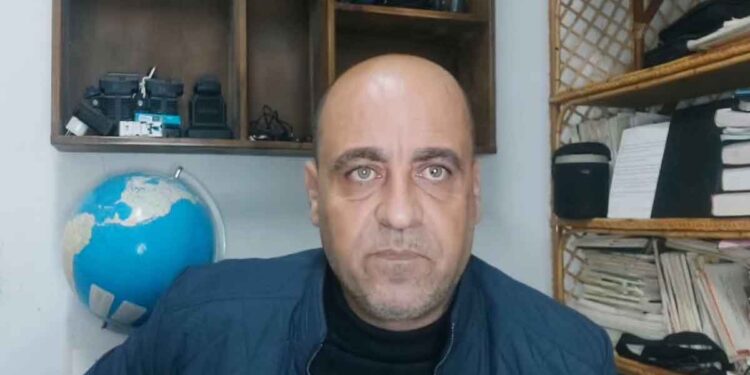 الأمن الفلسطيني يستدعي الناشط نزار بنات