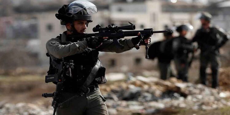 الاحتلال الإسرائيلي يعدم فتى فلسطينيا بالرصاص