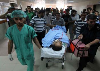 أزمة القطاع الطبي