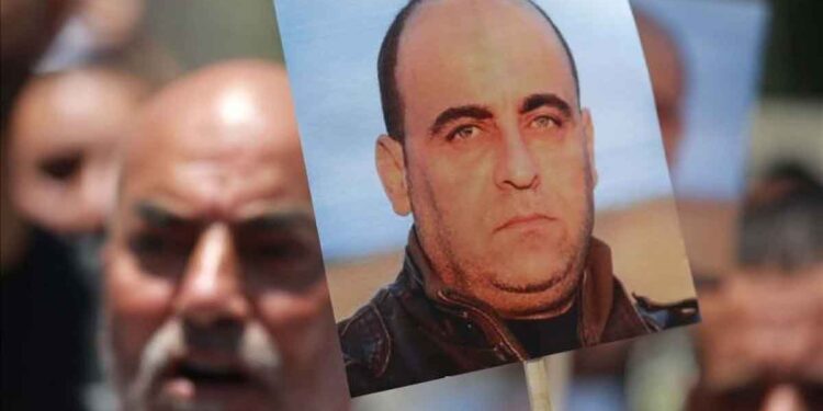 جريمة قتل نزار بنات