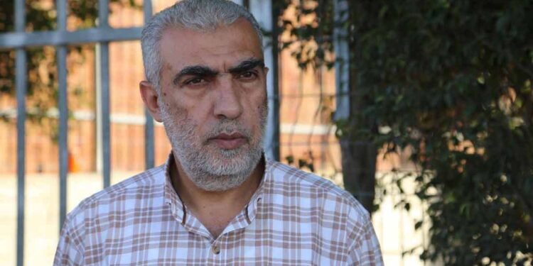الاحتلال يمدد اعتقال "كمال الخطيب" للمرة السادسة
