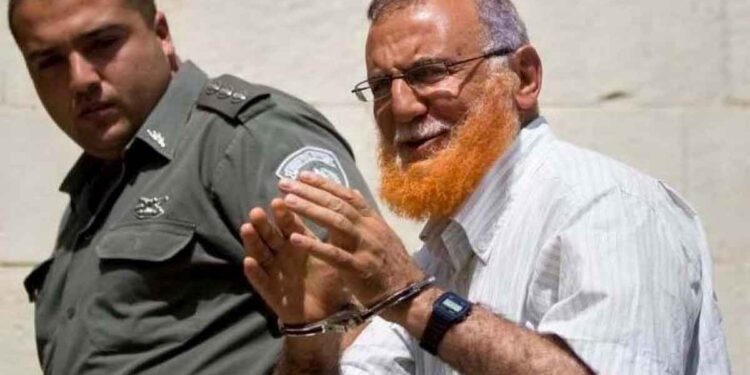 الاحتلال يعتقل النائب المقدسي المبعد محمد أبو طير