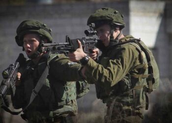 Palestinian boy killed and hundreds wounded in Israeli attacks in the West Bank