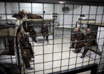 Sixteen Palestinian Prisoners Continue Their Open Hunger Strike