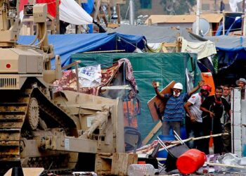 ثمان سنوات على المذبحة: الجناة مفلتون من العقاب، والضحايا مهددون بالقتل