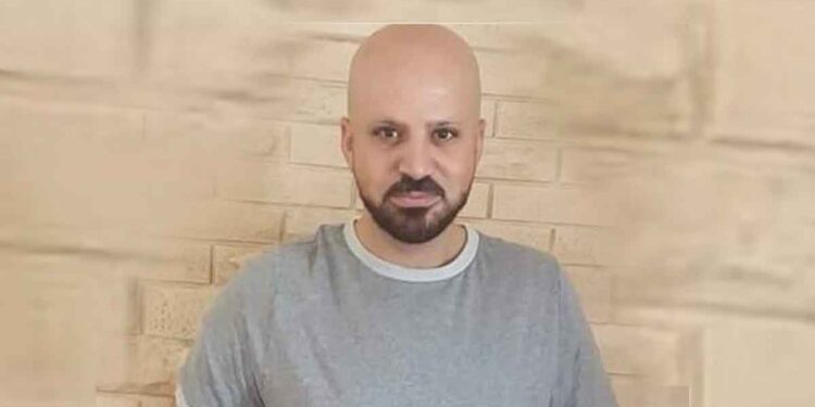 الأسير شادي أبو عكر (37 عامًا)