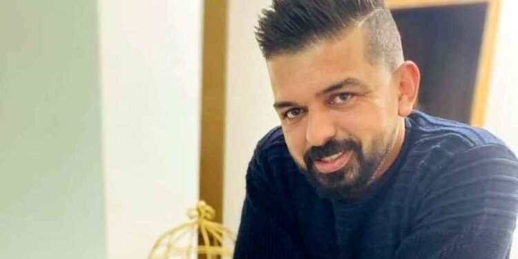 الناشط يوسف عمرو