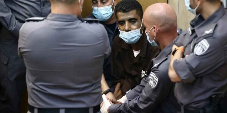 تعرض الأسرى الفلسطينيين لتعذيب شديد