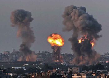 الاحتلال الإسرائيلي يقصف غزة