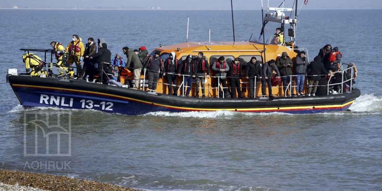 السلطات الفرنسية والبريطانية تتحملان مسؤولية غرق المهاجرين في بحر المانش