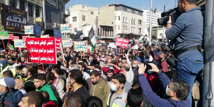 Jordan: 34 University Students and Political Activists Continued to be Arbitrary Arrested