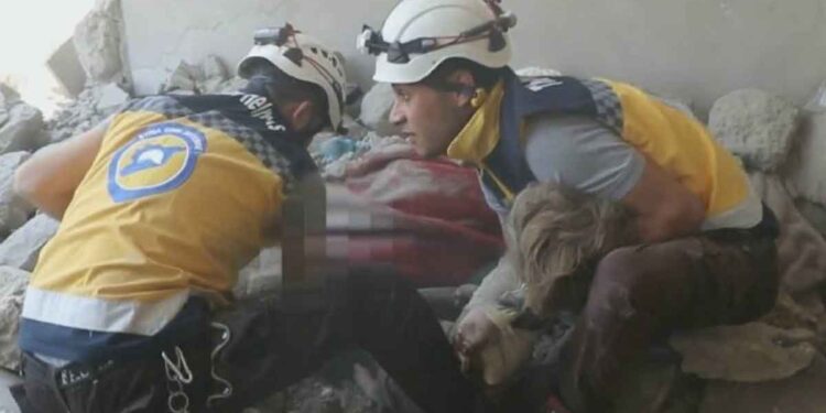 One child injured during Russian bombardment of Idlib refugee camps