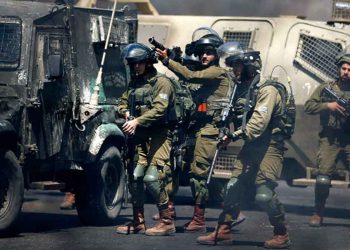 Shocking: Israel Allows Troops to Shoot at Palestinian Stone-Throwers