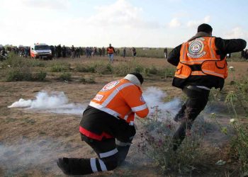 Shocking: Israeli Forces Deliberately Shoot Palestinian Medic