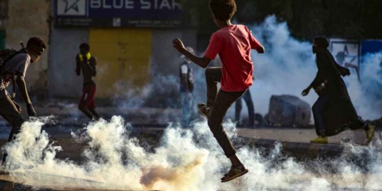 UN official: Sudan security forces have used “excessive force” against protestors