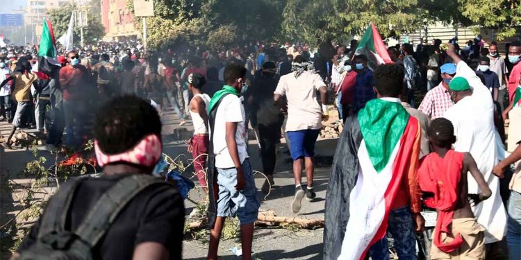 178 injured after Sudanese security crackdown on demonstrations for “civilian rule.”
