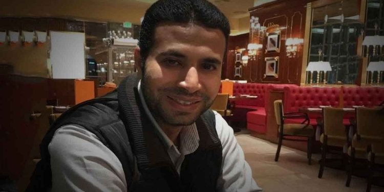 الصحفي في قناة "الجزيرة مباشر" هشام عبدالعزيز