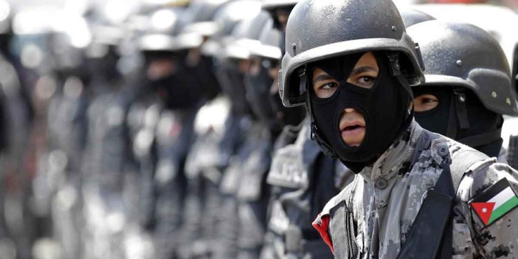 Jordan: 9 Political Activists Arrested in Overnight Raid