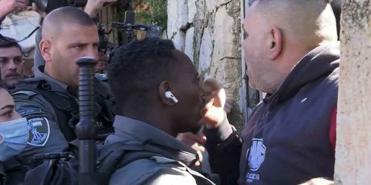 Israeli Police Arrest and Injure Residents in Sheikh Jarrah