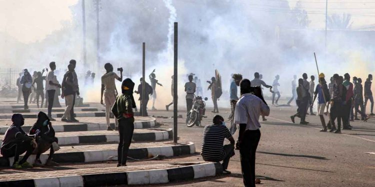 Sudan: 159 Injured in Anti-Coup Protests