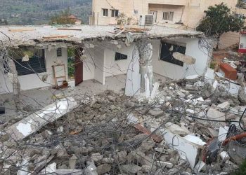 صورة من الارشيف