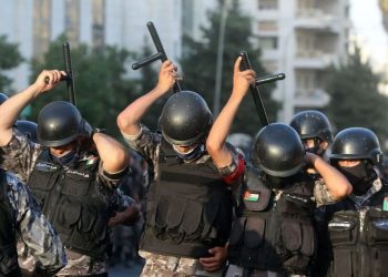 الأجهزة الأمنية الأردنية تعتقل عشرات النشطاء والنقابيين والحزبيين