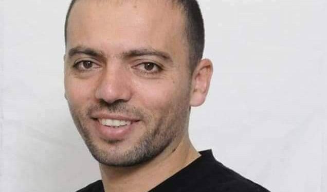 الأسير الفلسطيني خليل عواودة مضرب عن الطعام لليوم الـ14
