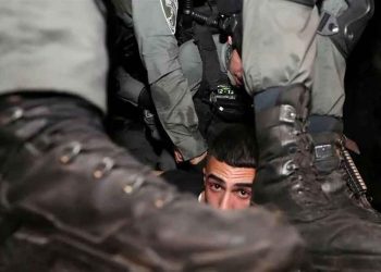 استخدام القوة المفرطة ضد الفلسطينيين صورة من الارشيف
