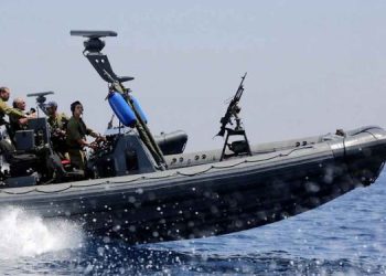 Israeli Naval Forces Arrest 3 Palestinian Fishermen