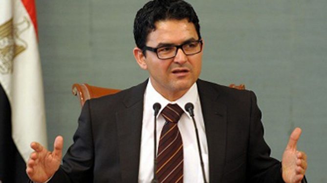 Egyptian Authorities Prevent Daughters of Former Minister Mohamed Mahsoob from Travelling