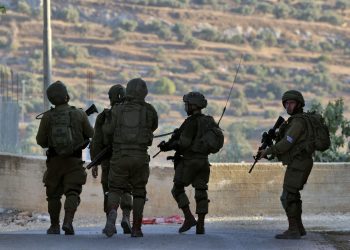 صورة من الارشيف