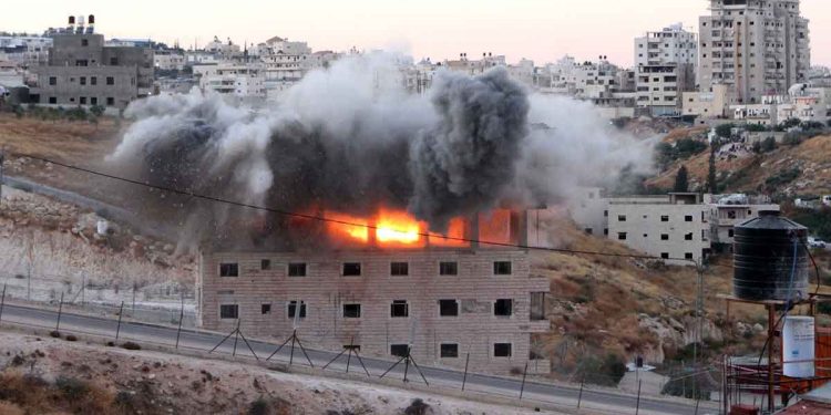 هدم مباني سكنية في القدس